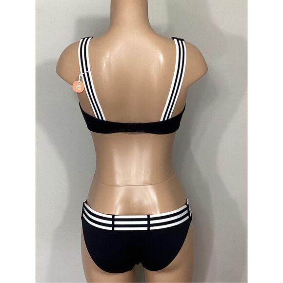 New. Seafolly belted black bikini set. US 4DD-top/6-bottom. Retails $189 - Picture 8 of 16